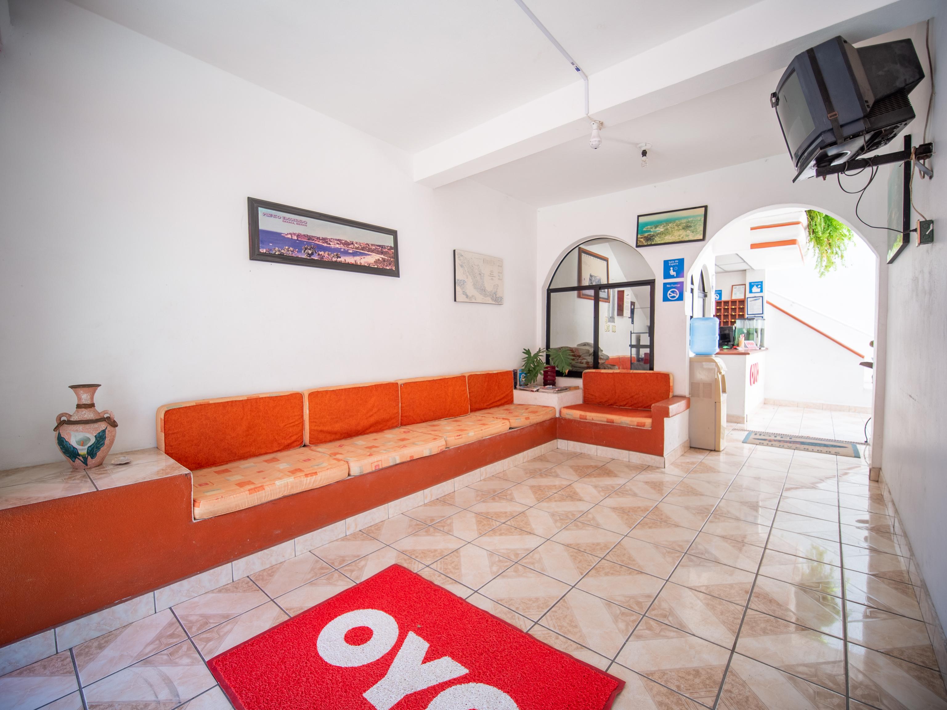 Oyo Arena Surf, Puerto Escondido Hotel 3*
