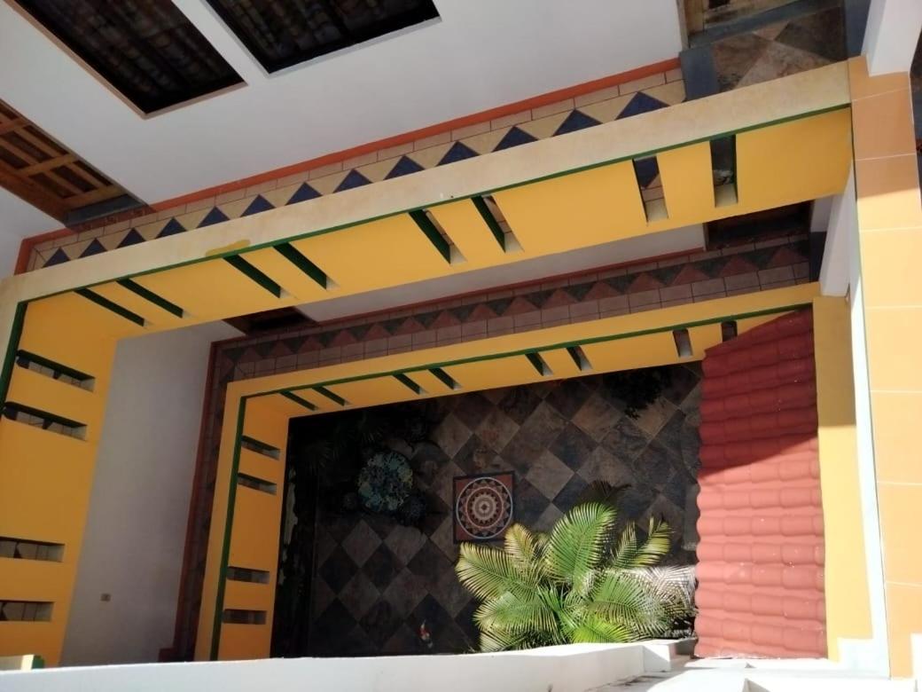 Hotel El Tucan *