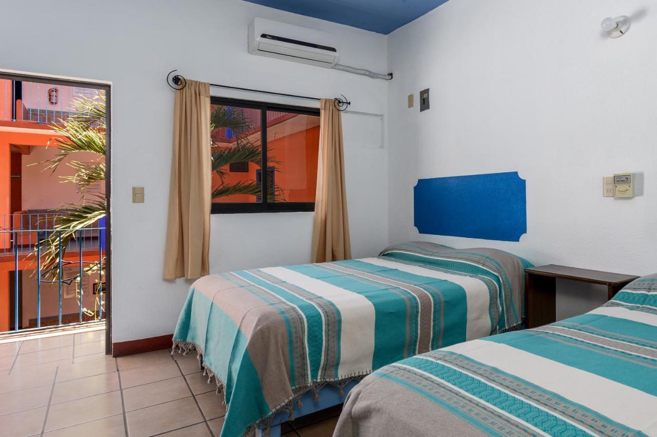 Costamar, Puerto Escondido 3*