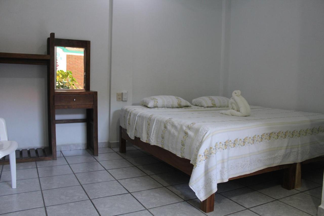 Hotel Escondido