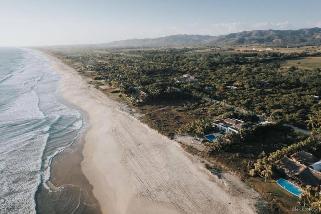 Casa De Playa , Pto Escondido , Oaxaca ; Casa Luisa
