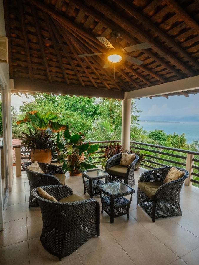Refugio Del Faro Puerto Escondido (Oaxaca)