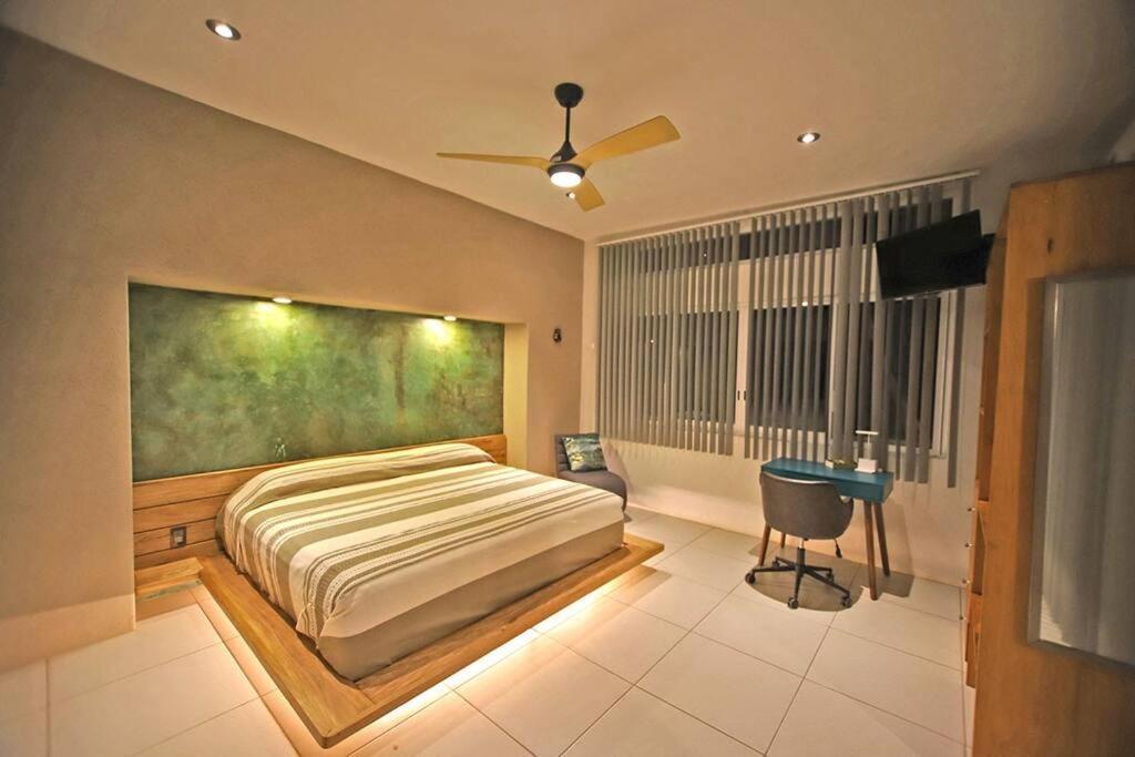 Penthouse -sky At Mikasa- Fast Wifi, King Bed, Ac & Pool * Puerto Escondido (Oaxaca)
