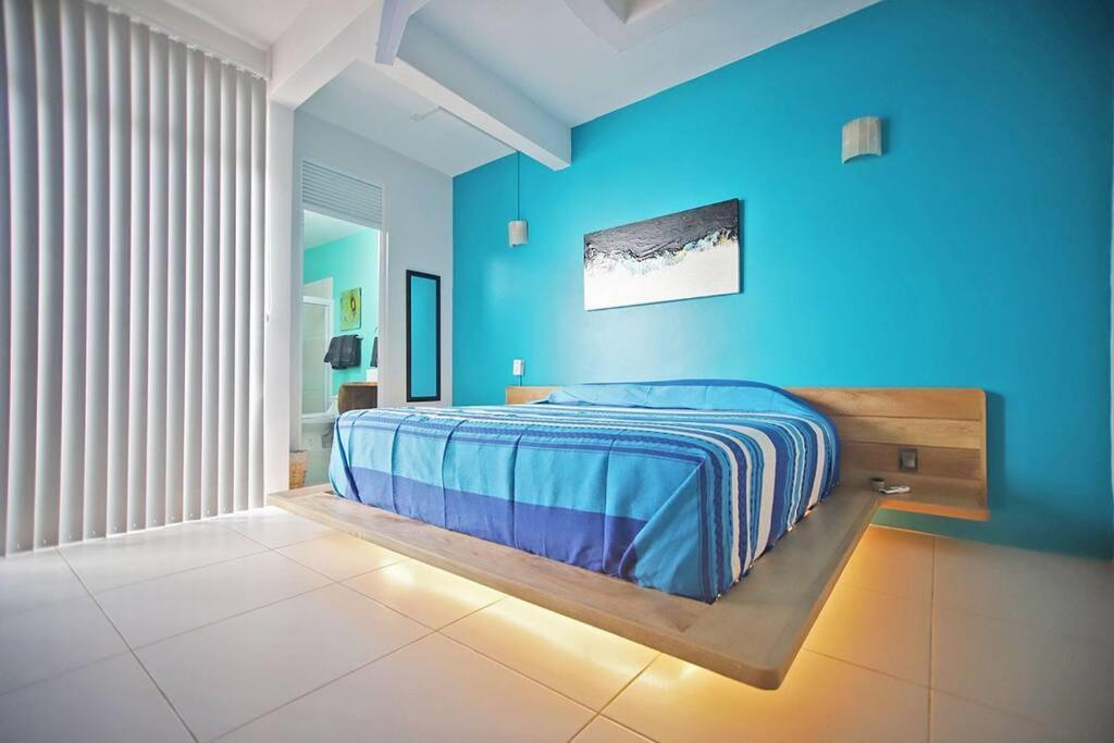 2br -water At Mikasa- Fast Wifi, King Beds, Ac, Near Beach, Pool *