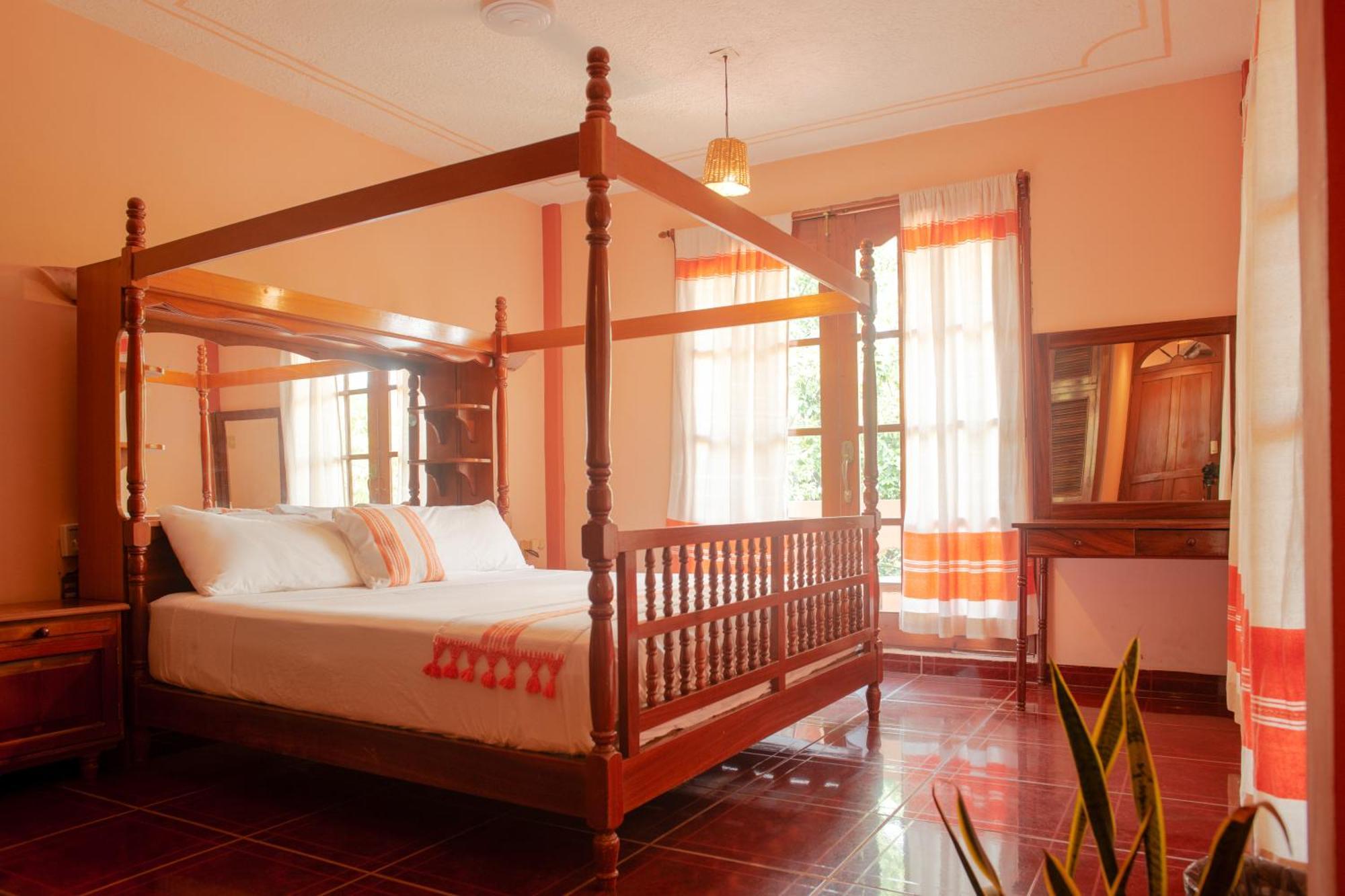 Hostel La Casona