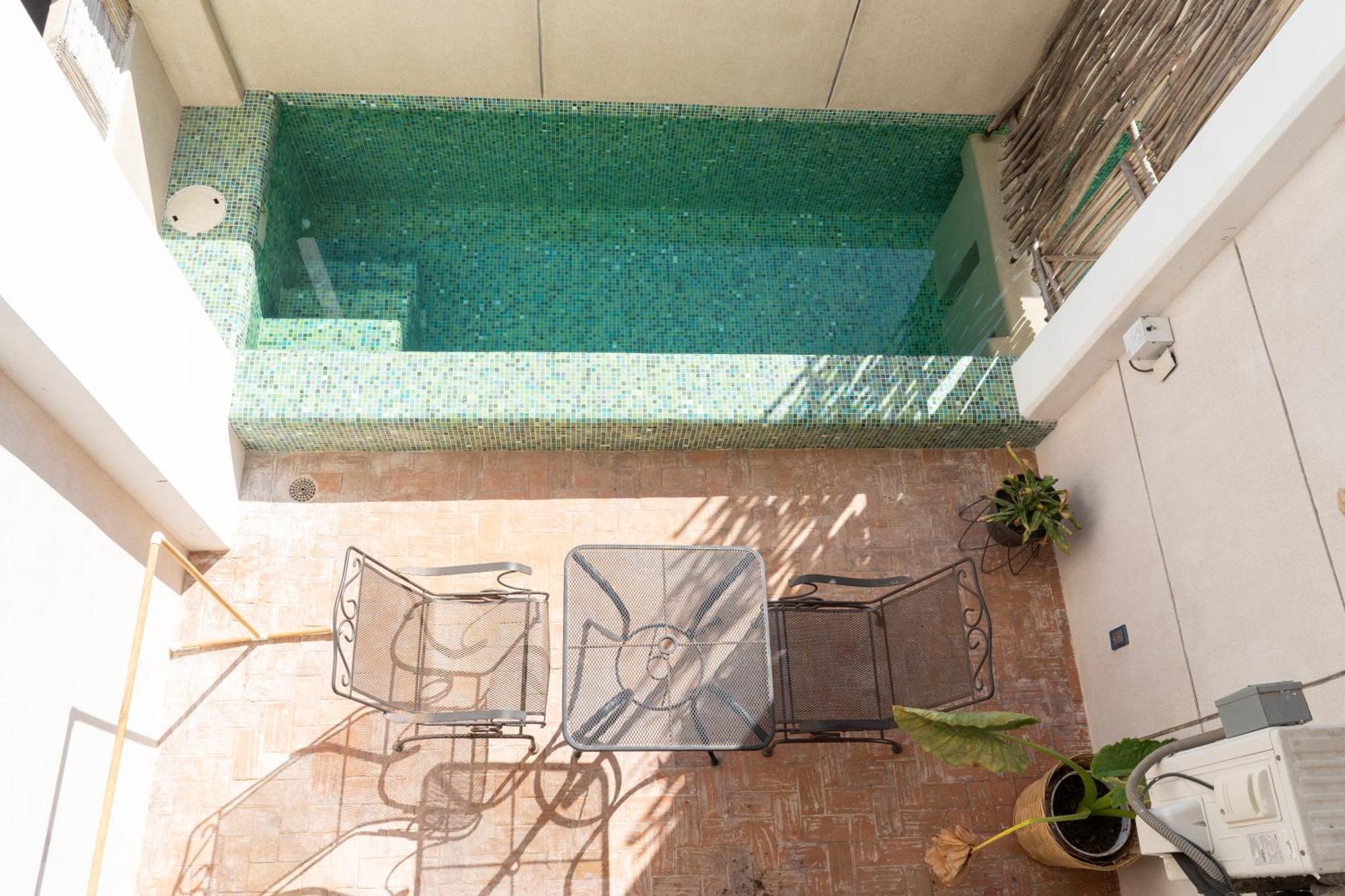 Madre Tierra & Coworking Hostel
