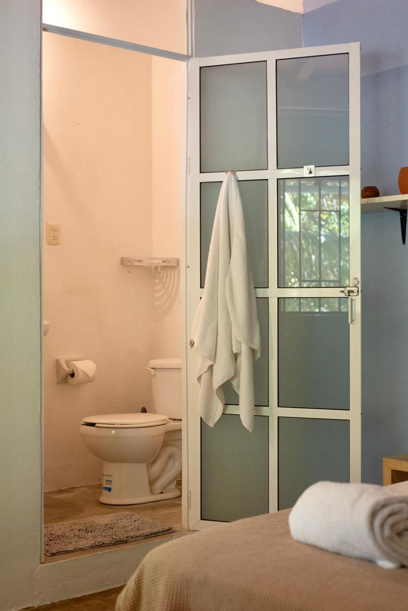 Guest house La Punta House