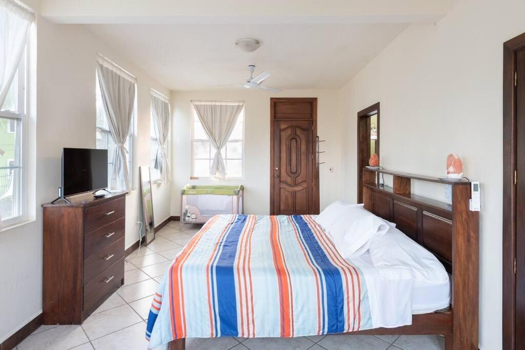 Casa Vista Al Mar - 2nd Floor - Ocean View
