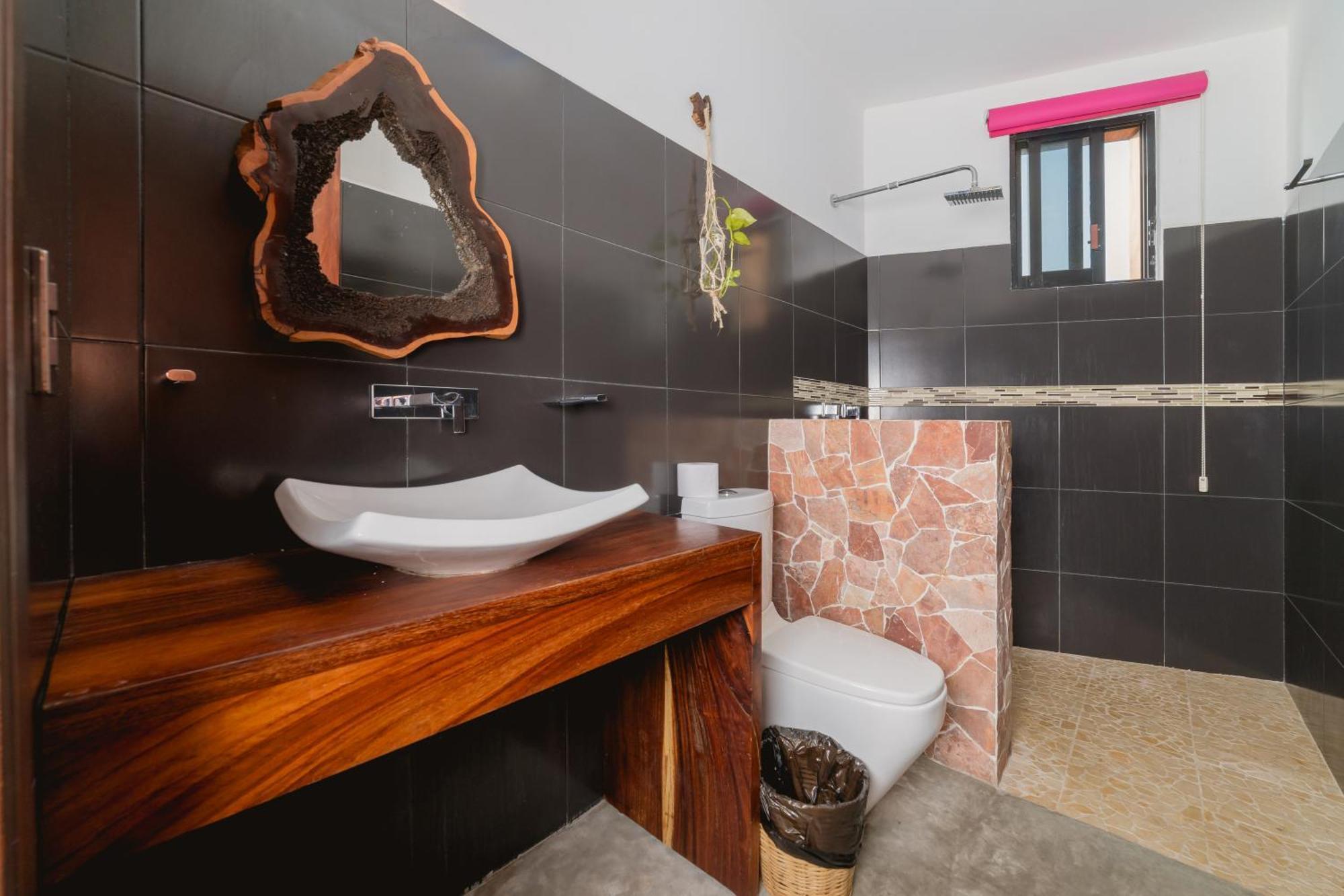 Madre Tierra & Coworking Hostel Puerto Escondido (Oaxaca)