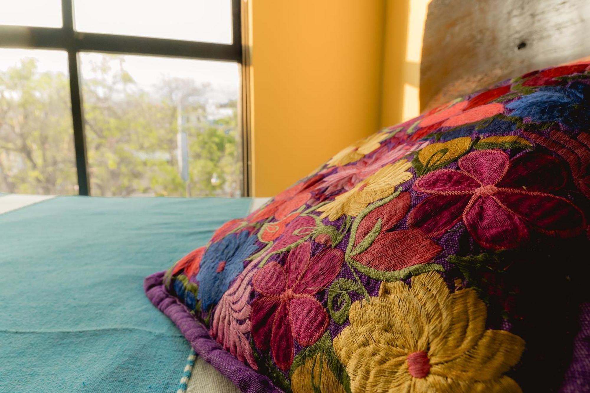 Madre Tierra & Coworking Hostel *