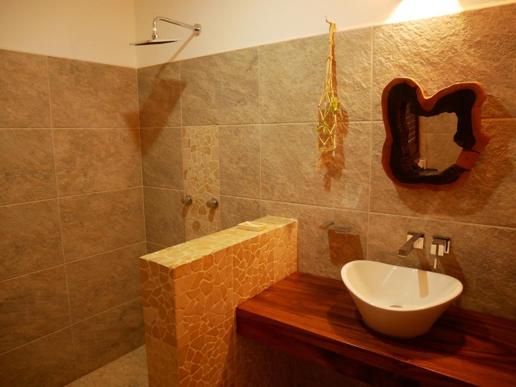 Madre Tierra & Coworking Puerto Escondido (Oaxaca)