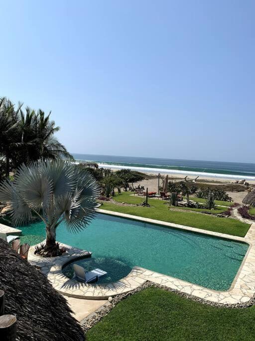 De Rocas Villa *