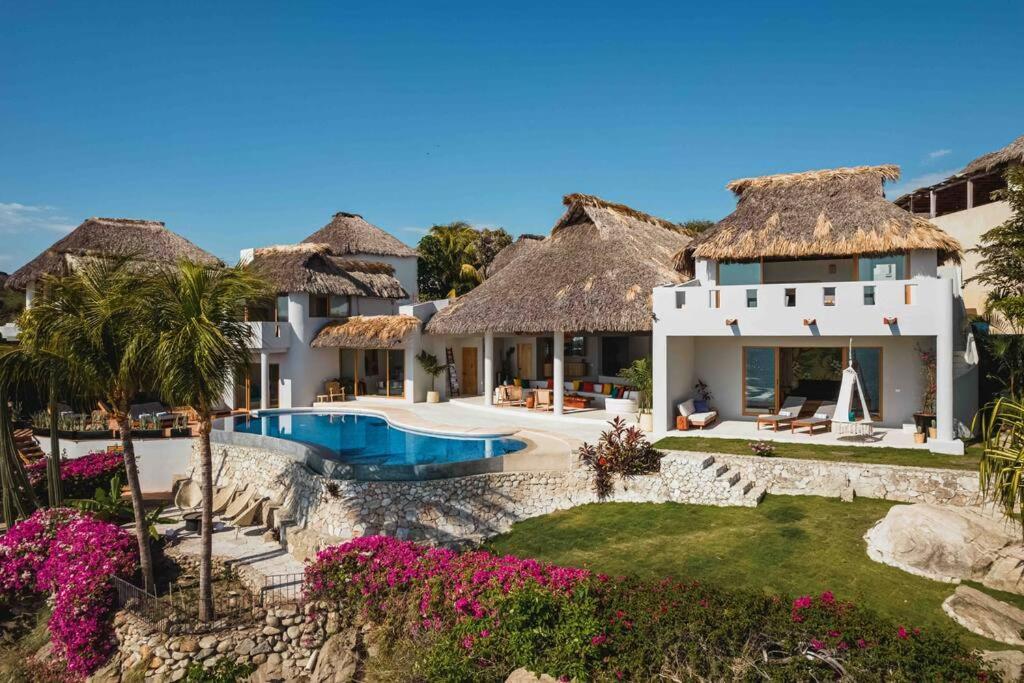La Gema Escondida Villa *