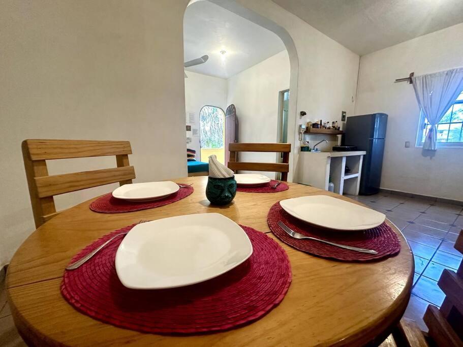 Budget 1br With Starlink Wifi, 3 Min To Beach! Puerto Escondido (Oaxaca)