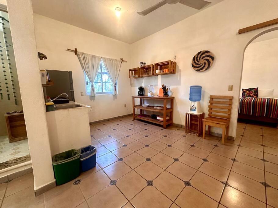 Budget 1br With Starlink Wifi, 3 Min To Beach! * Puerto Escondido (Oaxaca)