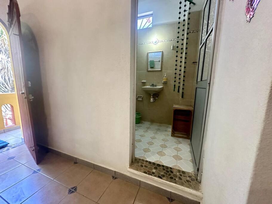Apartamento Budget 1br With Starlink Wifi, 3 Min To Beach! *