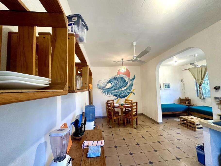 Budget 1br With Starlink Wifi, 3 Min To Beach! Apartamento Puerto Escondido (Oaxaca)