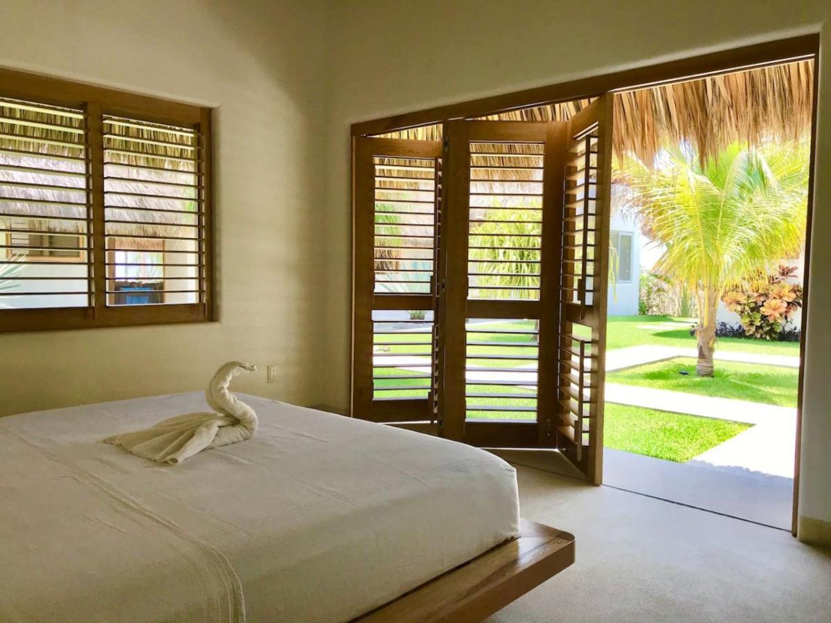 Villa Casa Mona - Beachfront Luxury - Verified Listing