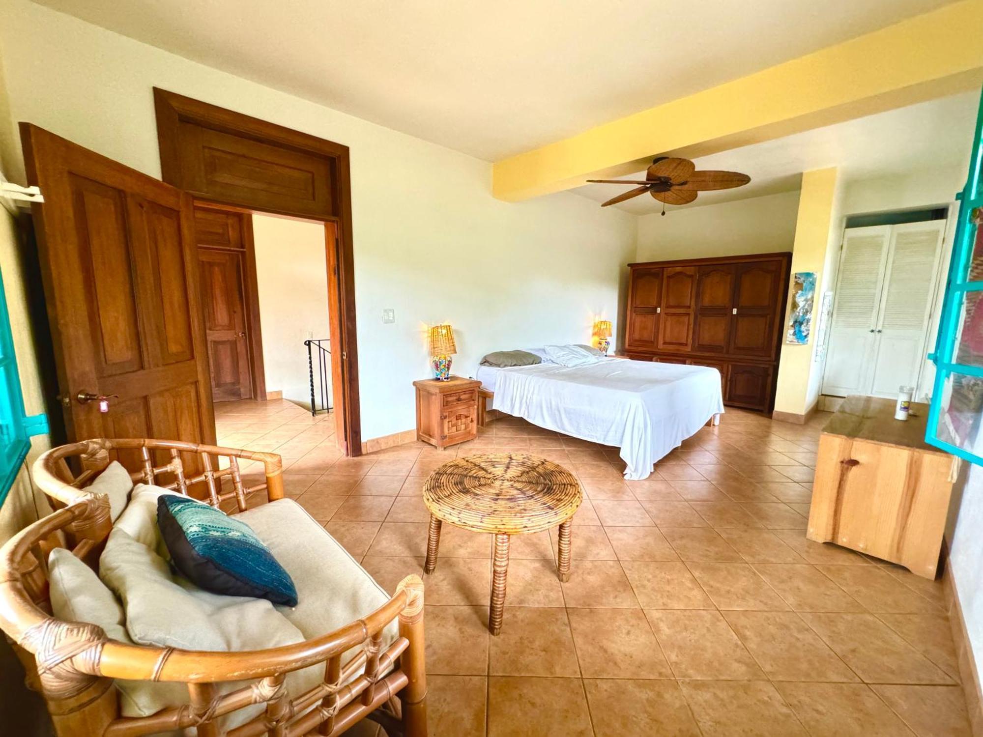 Casa Gio La Punta Hostel *
