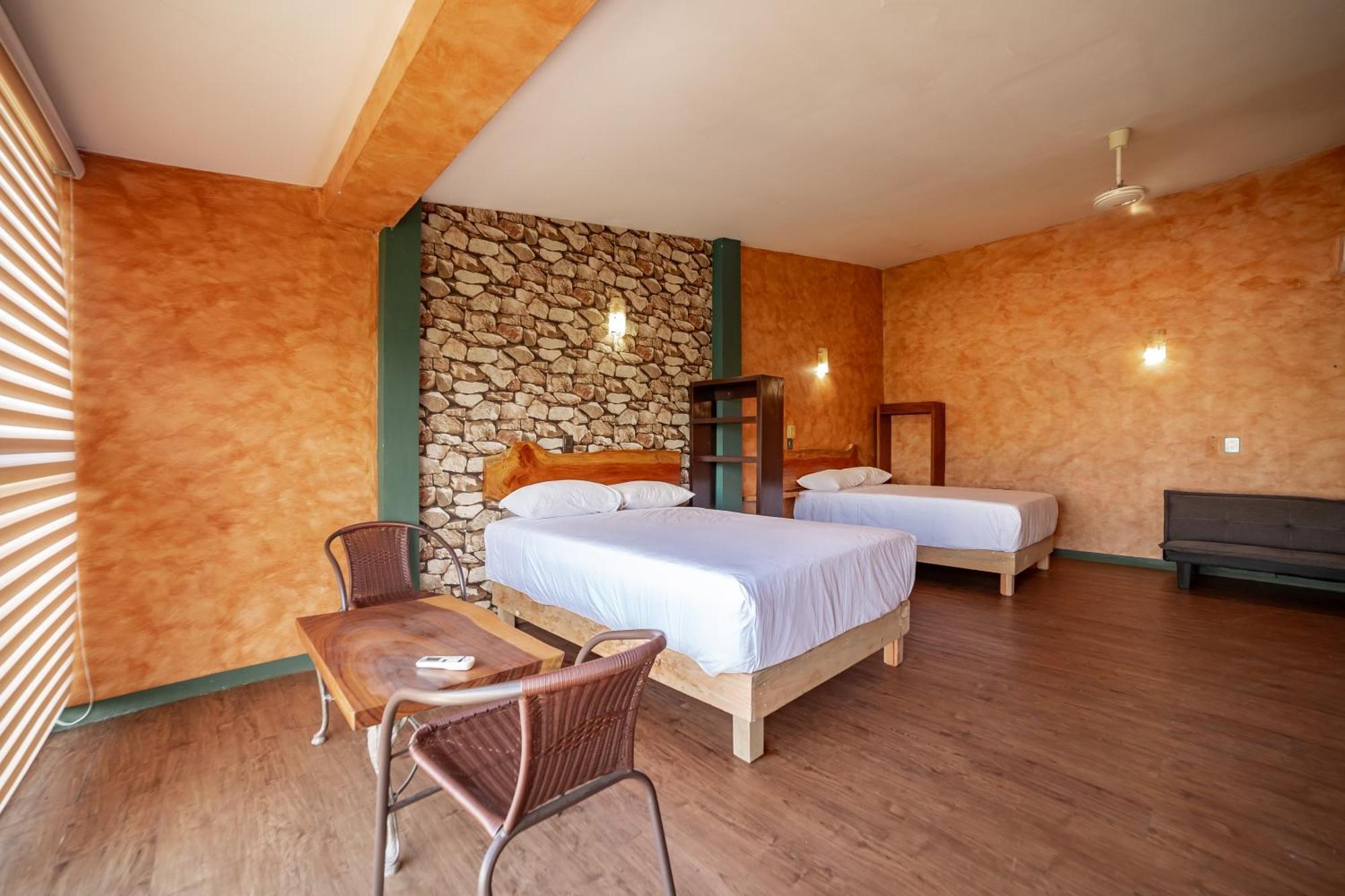 Hostel Madre Tierra & Coworking *