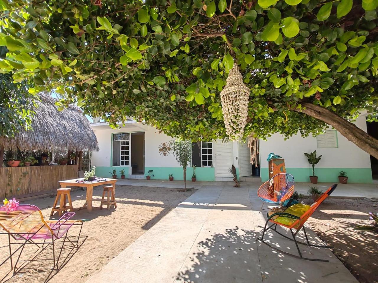 Shanti Shanti Hotel