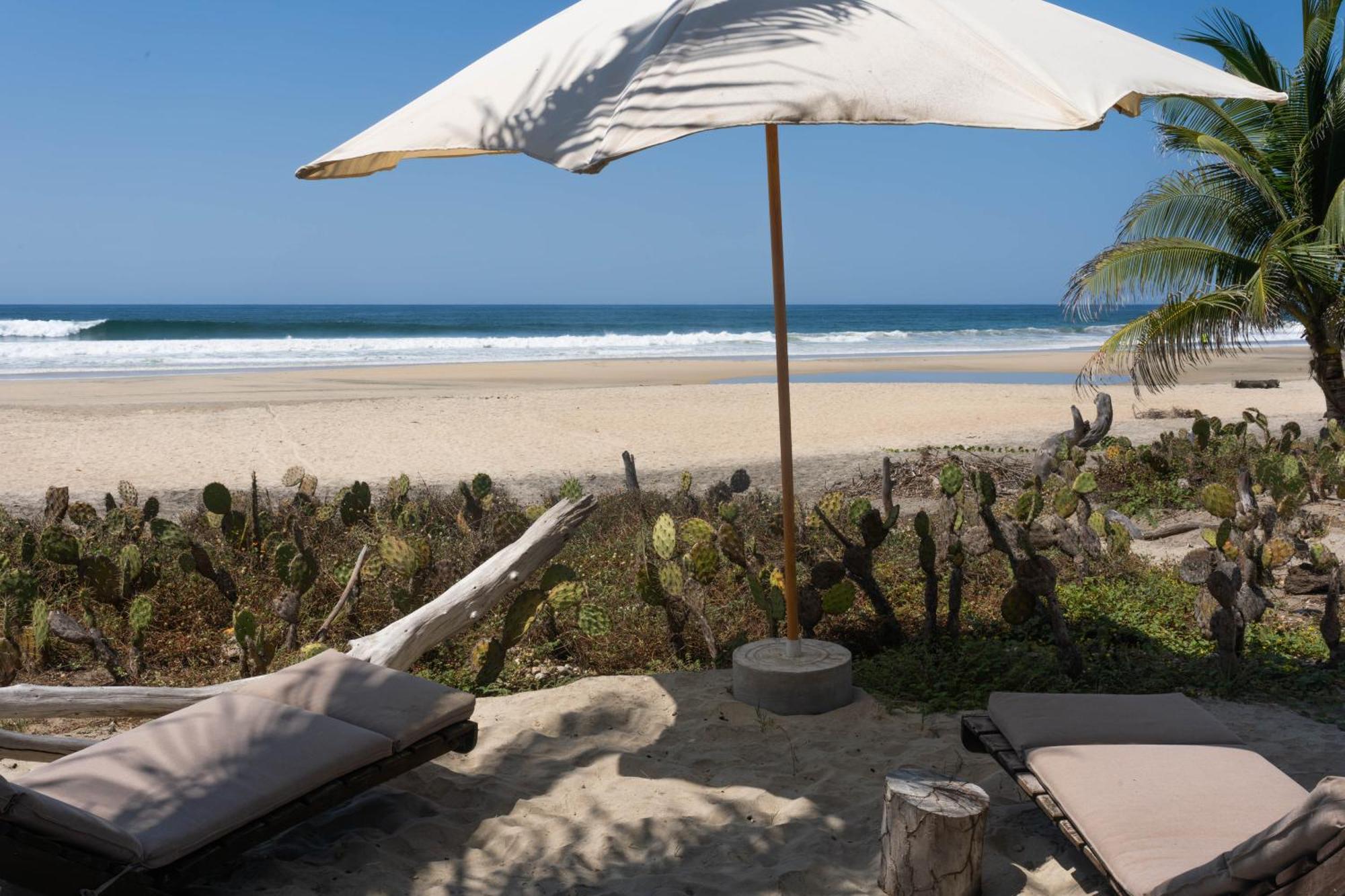Adobe Frente Al Mar Hotel 2*