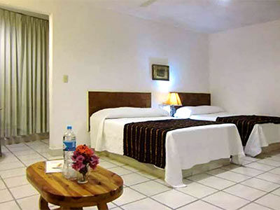 Night La Laguna Hotel