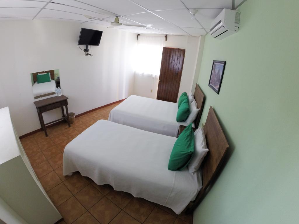 Hotel Puerto Piedra 2*