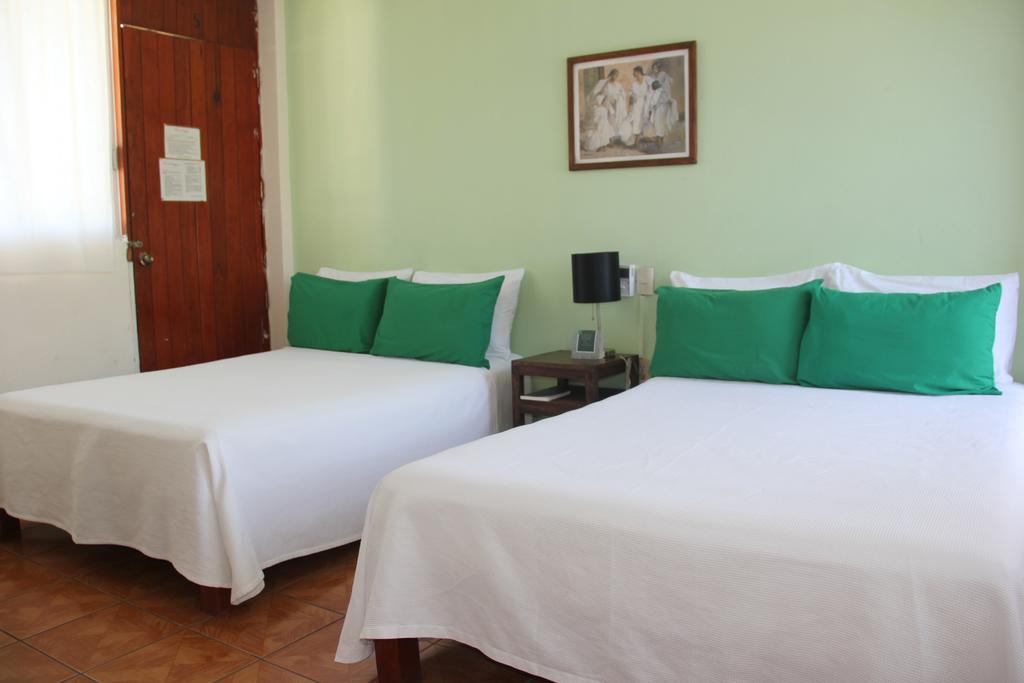 Hotel Puerto Piedra
