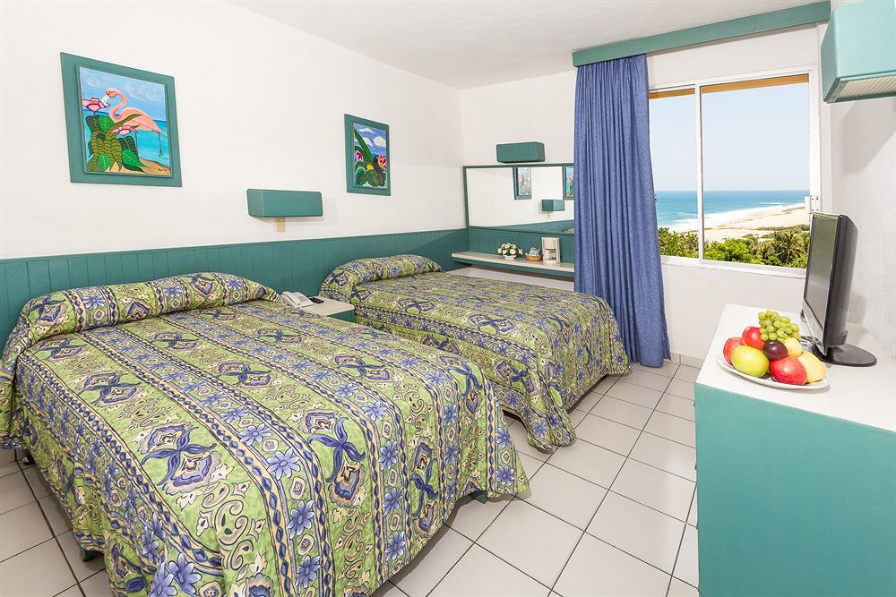 Resort Real Puerto Escondido 4*