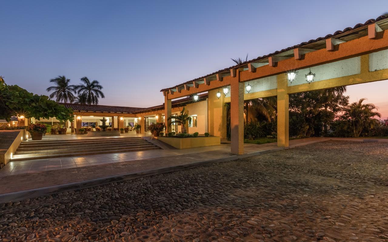 Real Puerto Escondido Resort 4*