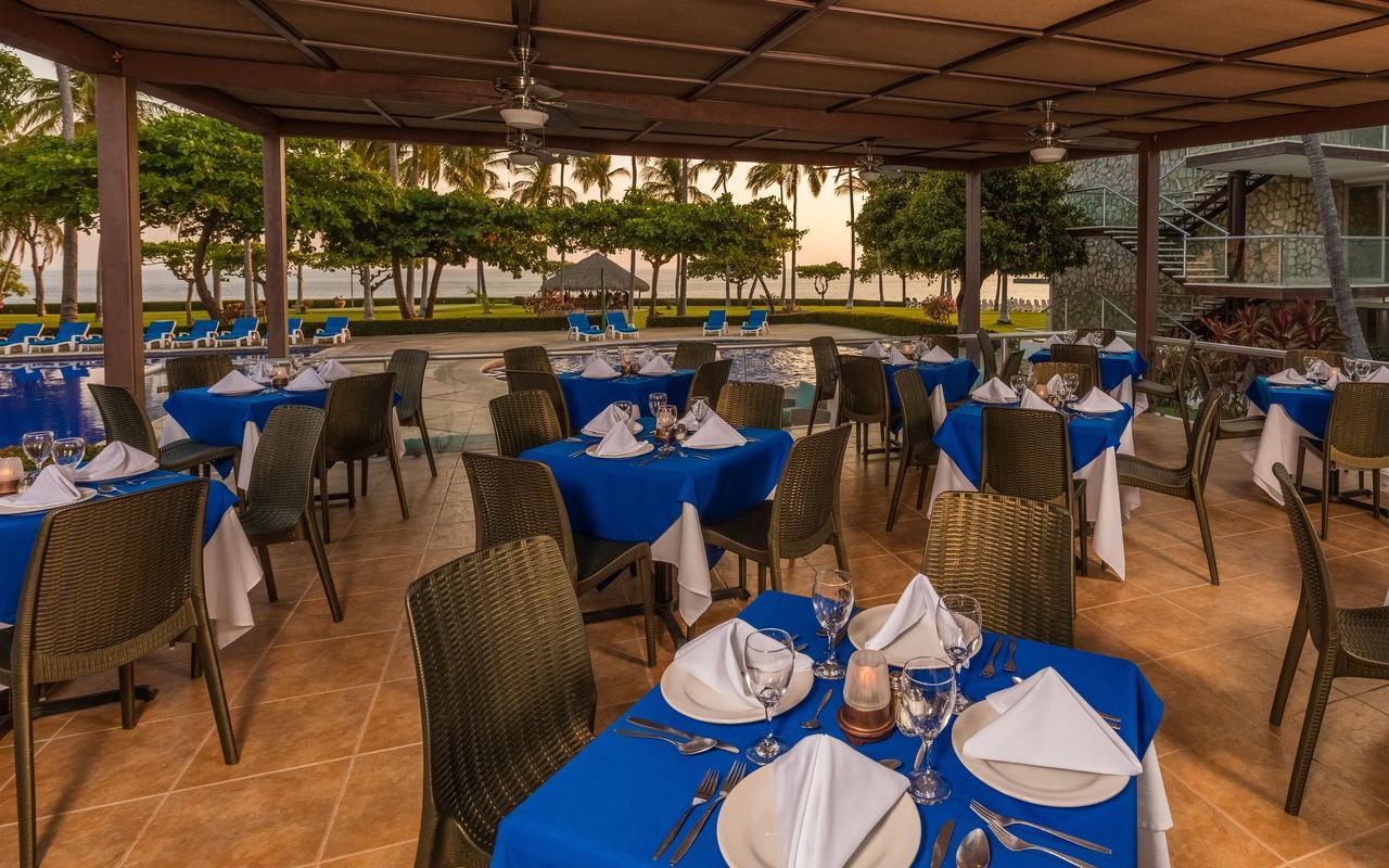 Resort Real Puerto Escondido 4*