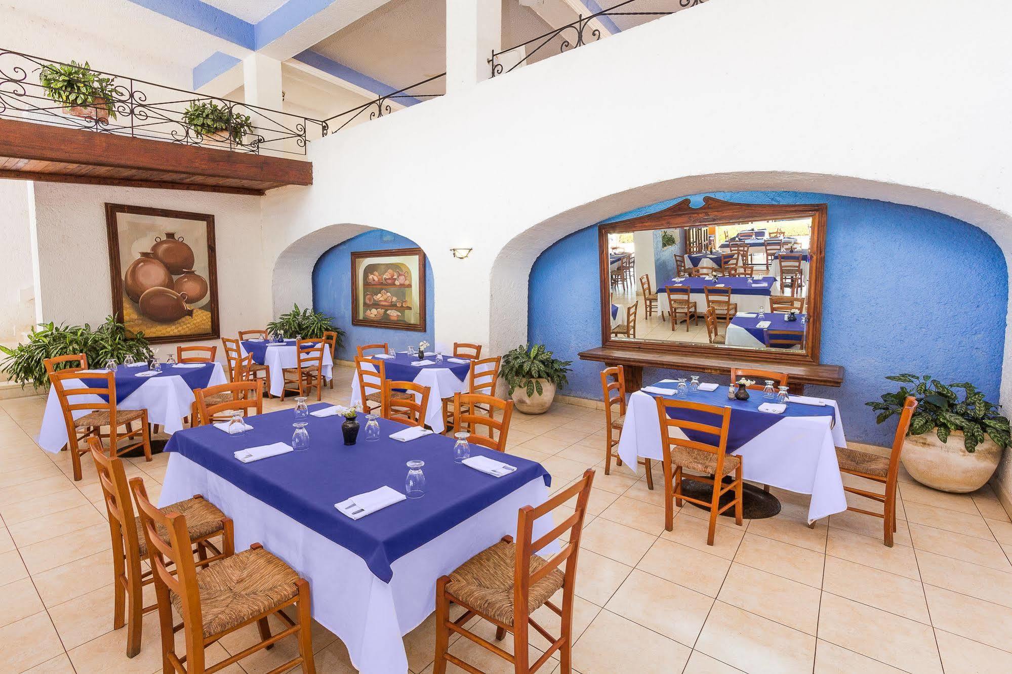 Resort Real Puerto Escondido