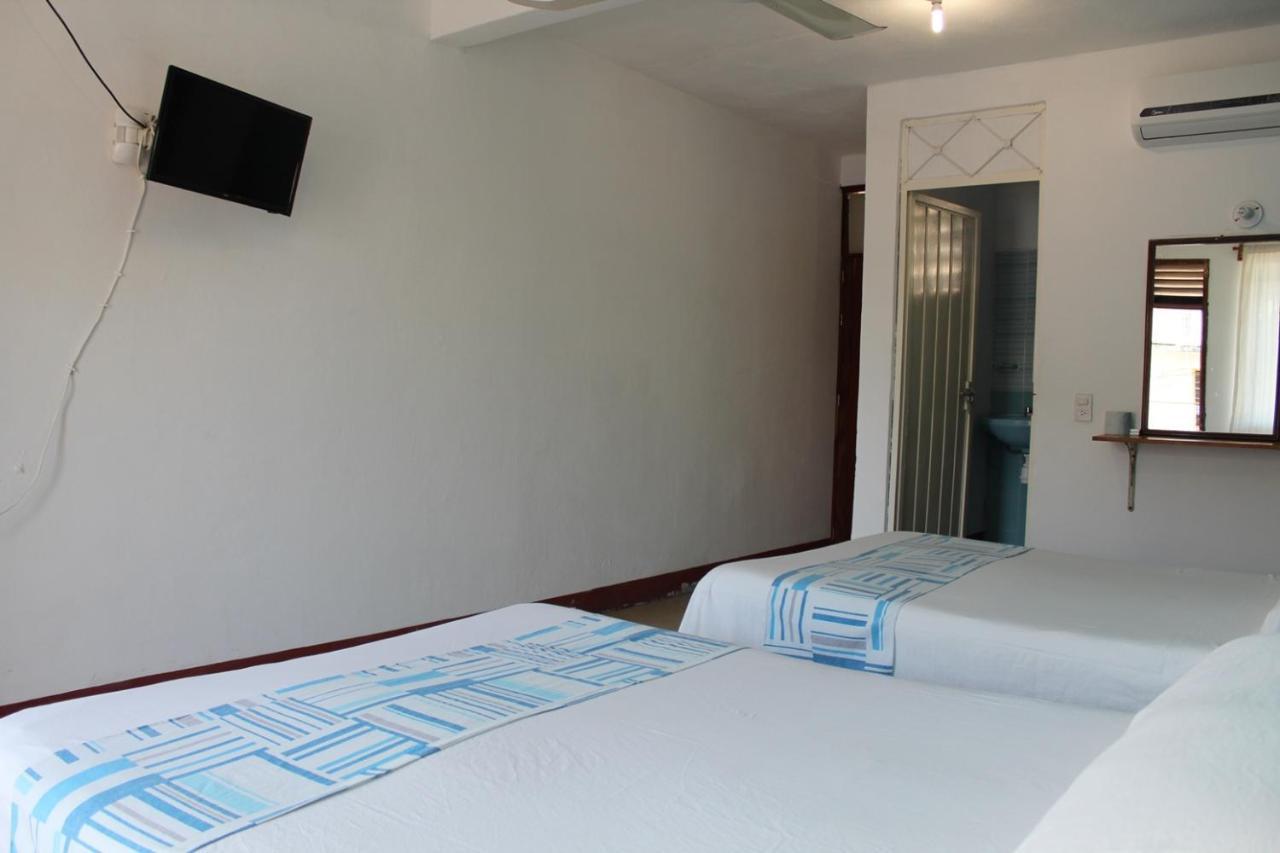 Carruiz Hotel